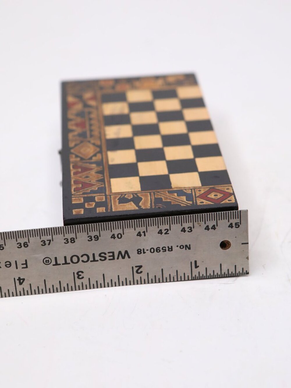 Vintage Peruvian Inca  Spanish Conquistador Wooden Mini Chess Set Game Case - Picture 7 of 9